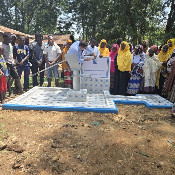 Ahmet Mustafa ve Leman Aşar Su Kuyusu Kenya'da Açıldı! 7 1000427625
