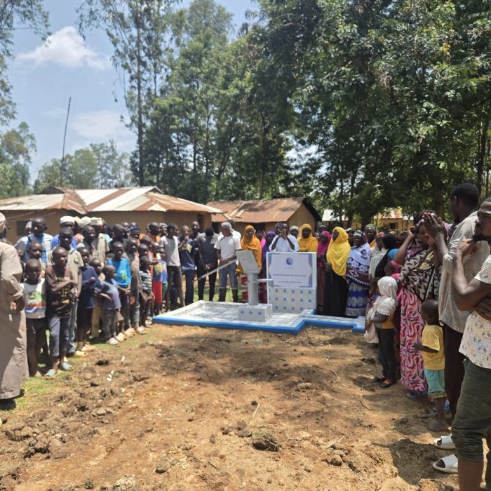 Ahmet Mustafa ve Leman Aşar Su Kuyusu Kenya'da Açıldı! 13 1000427634