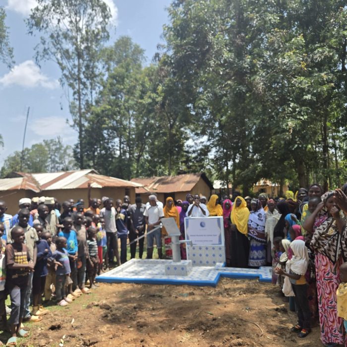 Ahmet Mustafa ve Leman Aşar Su Kuyusu Kenya'da Açıldı! 14 1000427635