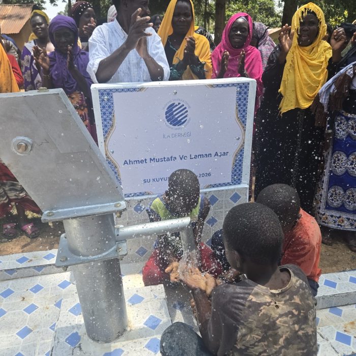 Ahmet Mustafa ve Leman Aşar Su Kuyusu Kenya'da Açıldı! 22 1000427650