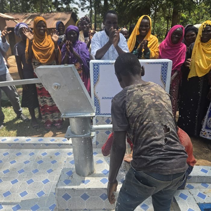 Ahmet Mustafa ve Leman Aşar Su Kuyusu Kenya'da Açıldı! 23 1000427651