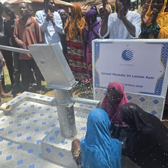 Ahmet Mustafa ve Leman Aşar Su Kuyusu Kenya'da Açıldı! 26 1000427656